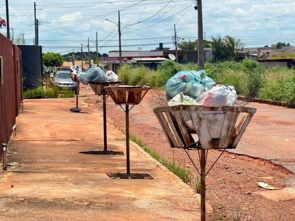 Coleta irregular gera acúmulo de lixo nas ruas e problemas em vários bairros de Cuiabá; fotos e vídeos