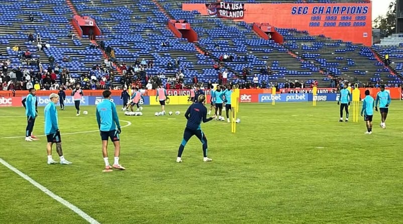 Flamengo encerra preparação para amistoso contra o São Paulo; veja provável time