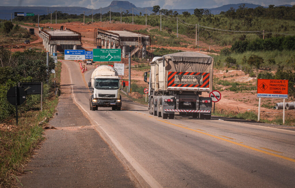 Governo licita R$ 1,59 bilhão em obras de infraestrutura em 2024; obras são realizadas em todas as regiões