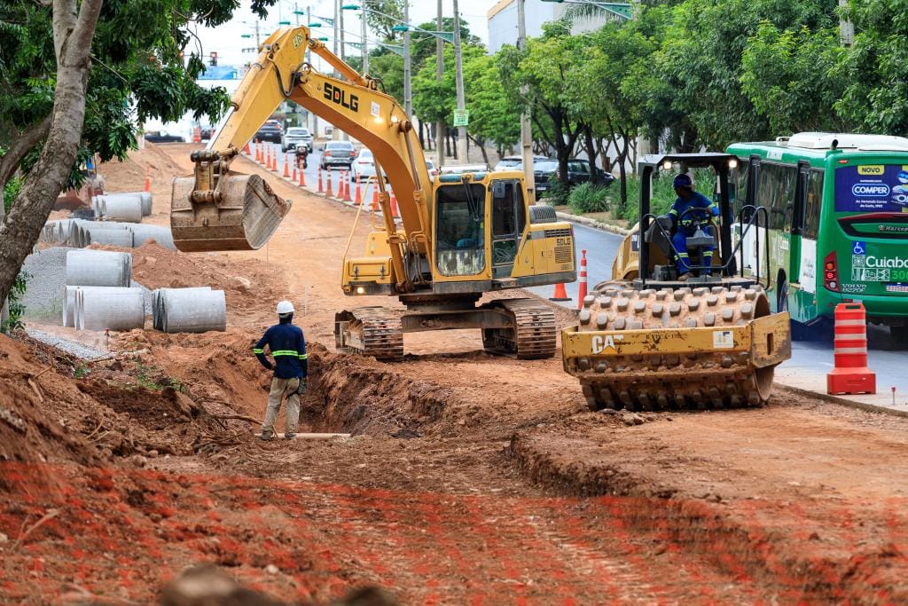 Prefeitura desiste de ações na Justiça contra o BRT e quer contribuir com obras do Estado em Cuiabá