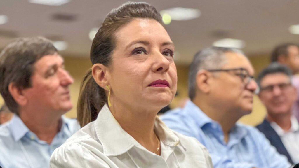 Com dívidas de R$ 760 mi e estimativa de queda de receita, VG veta hora extra e contratação temporária