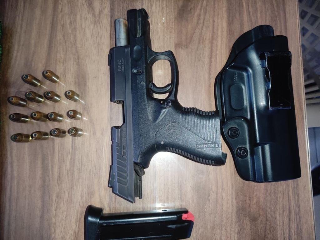 Homem que tentou matar esposa é preso com pistola usada no crime em Cuiabá