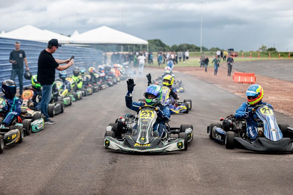 PRÉ TESTE DO KARTÓDROMO
