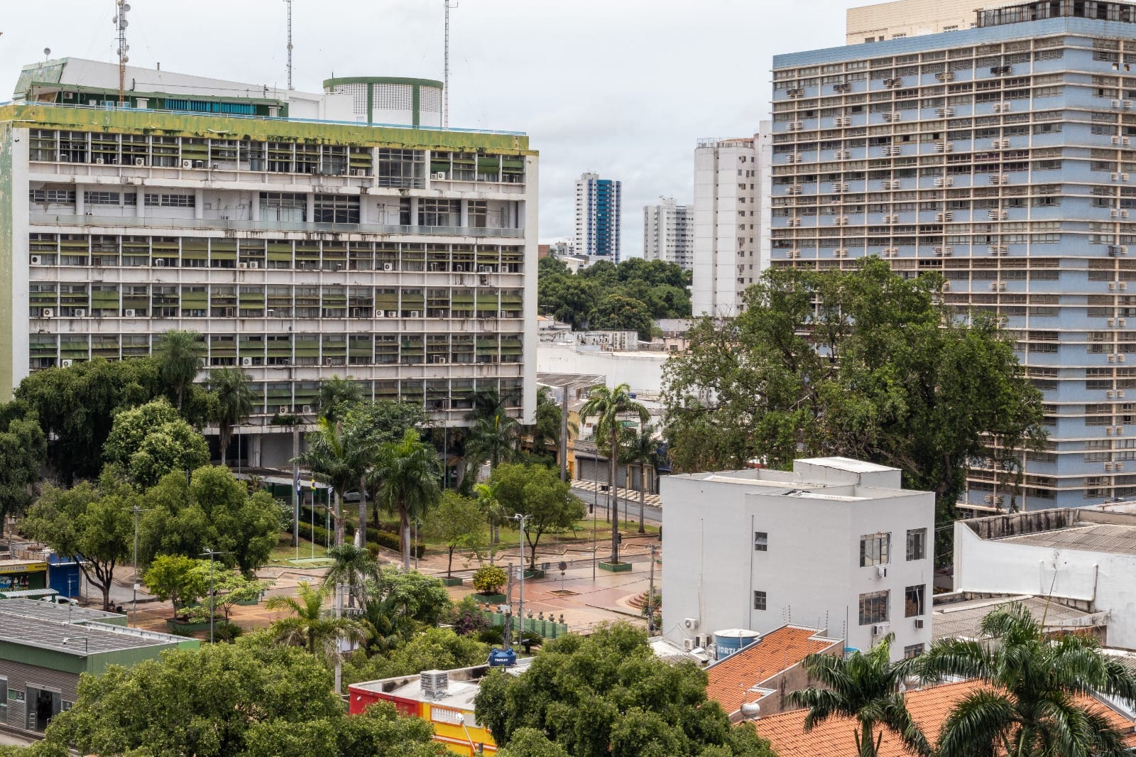 Prefeito sanciona reforma com 2 novas secretarias sem criação de despesas ao Executivo