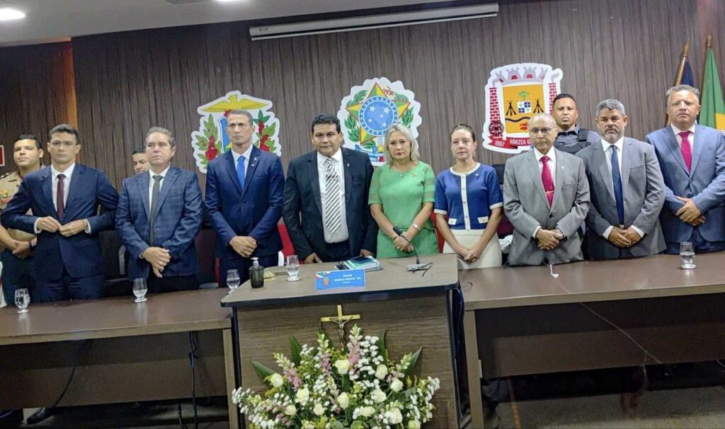 Presidente da Câmara critica postura ‘centralizadora’ de prefeita e defende autonomia de secretários