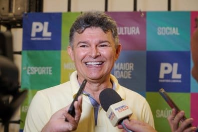 Prisão de ex-presidente fortaleceria movimento bolsonarista, afirma deputado