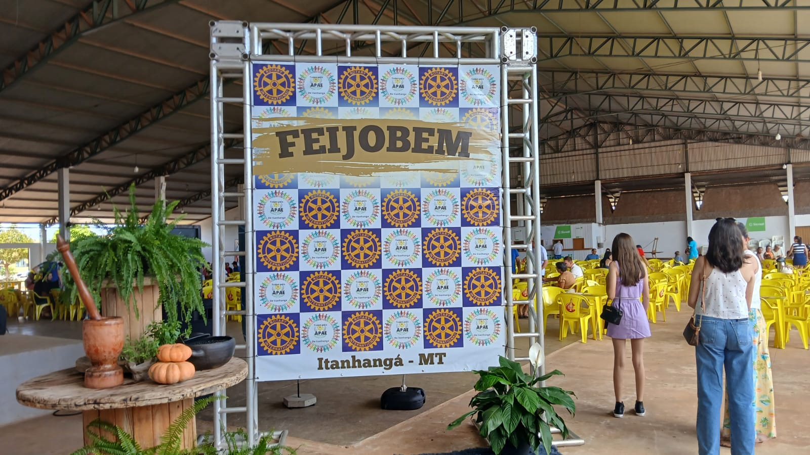 ITANHANGÁ: Feijobem movimentou itanhangá no final de semana de carnaval.