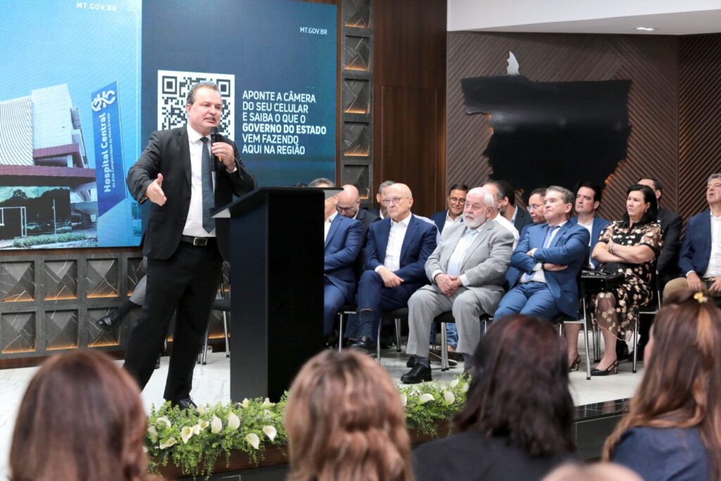 ALMT acompanha assinatura de contrato do Estado com o Albert Einstein para gestão do HC