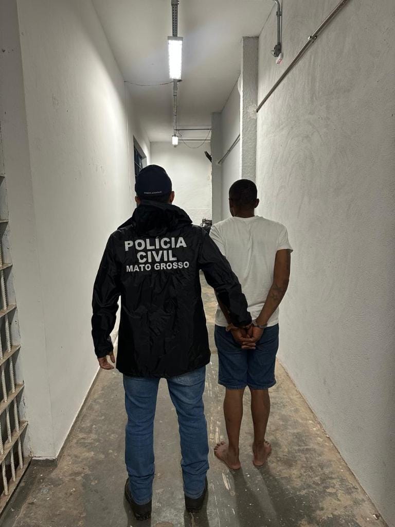 Homem é preso após praticar roubo a posto de combustível em Várzea Grande