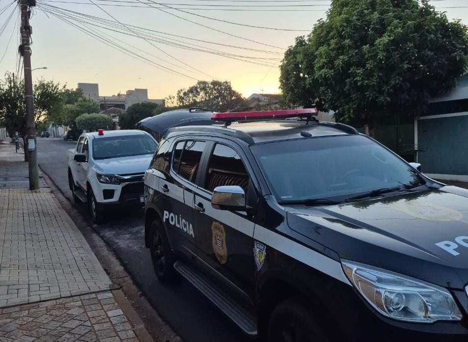 Bando que aplicou R$ 2 milhões em golpes são alvos da PC em Cuiabá, VG e mais 4 cidades de MT
