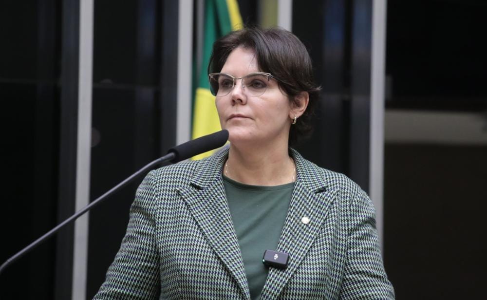 Deputada de MT denuncia roubo a aposentados e protocola pedido de CPMI na Câmara