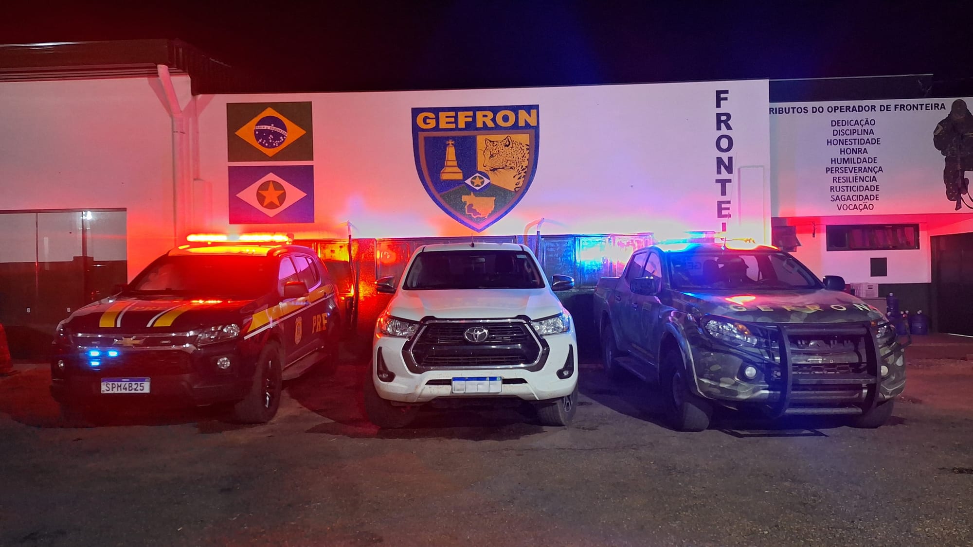Gefron recupera sete veículos avaliados em R$ 900 mil em ações na fronteira