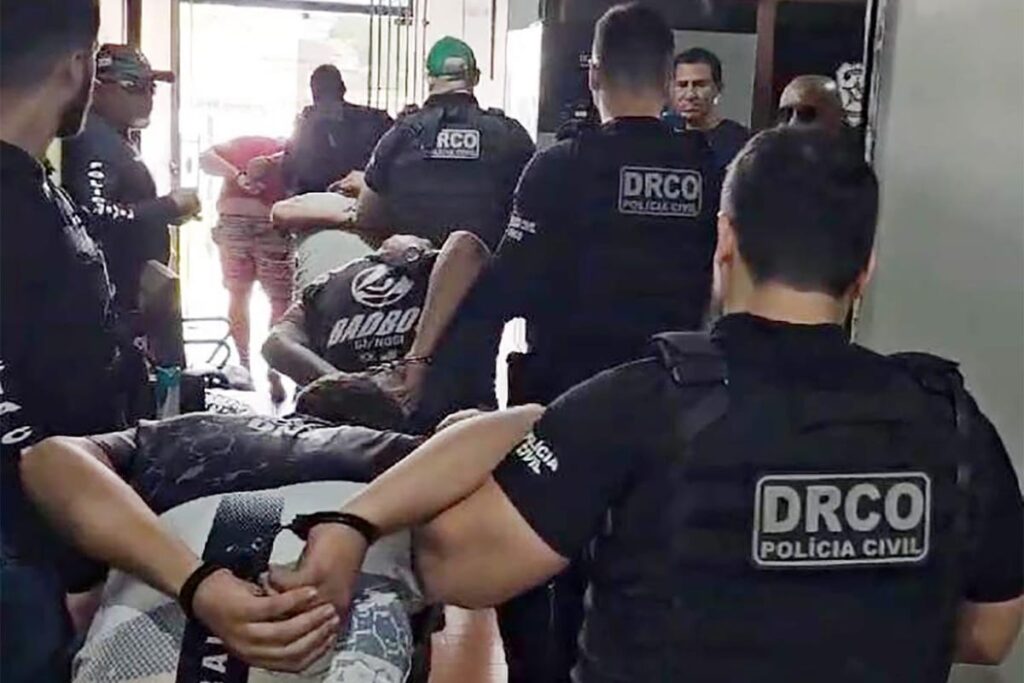 Operação confisca drogas, bens e dinheiro e causa prejuízo de R$ 35,3 milhões ao crime organizado