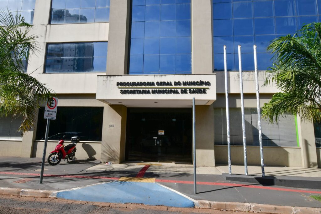 Prefeitura convoca enfermeiros, fisioterapeutas, farmacêuticos e outros