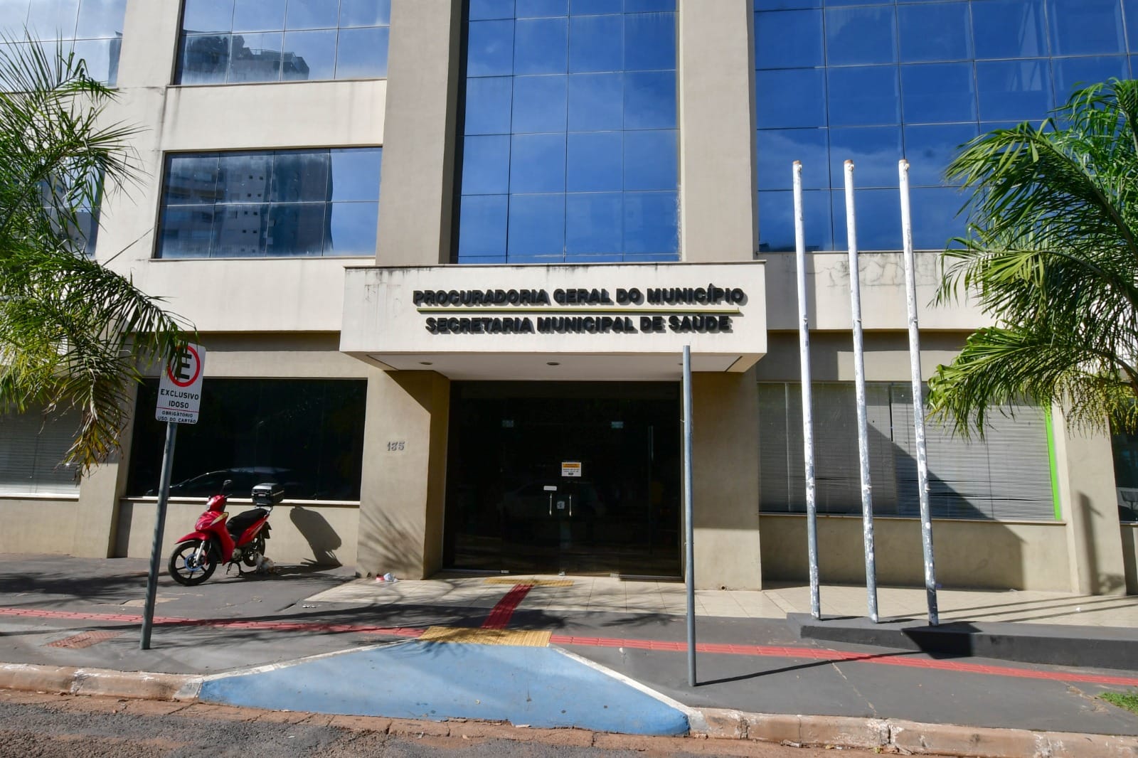 Saúde abre processo seletivo para contratação de médicos pediatras em Cuiabá