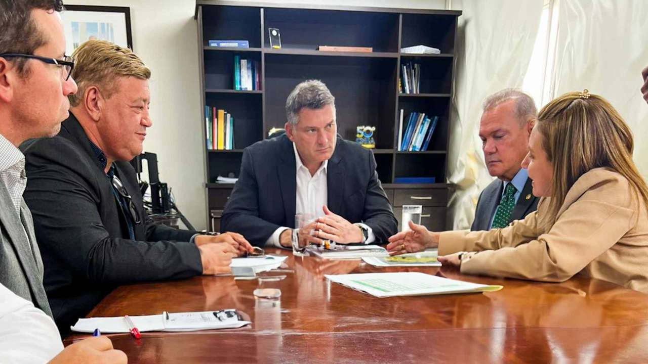 Várzea Grande busca destravar recursos federais para obras de saneamento básico