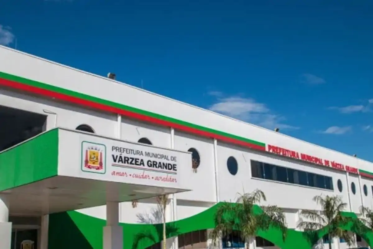 Várzea Grande paga salário dos servidores e com reajuste aos profissionais da educação