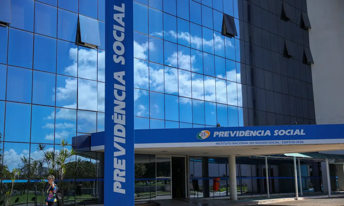 INSS: Justiça determina bloqueio de R$ 23,8 mi em bens de investigados