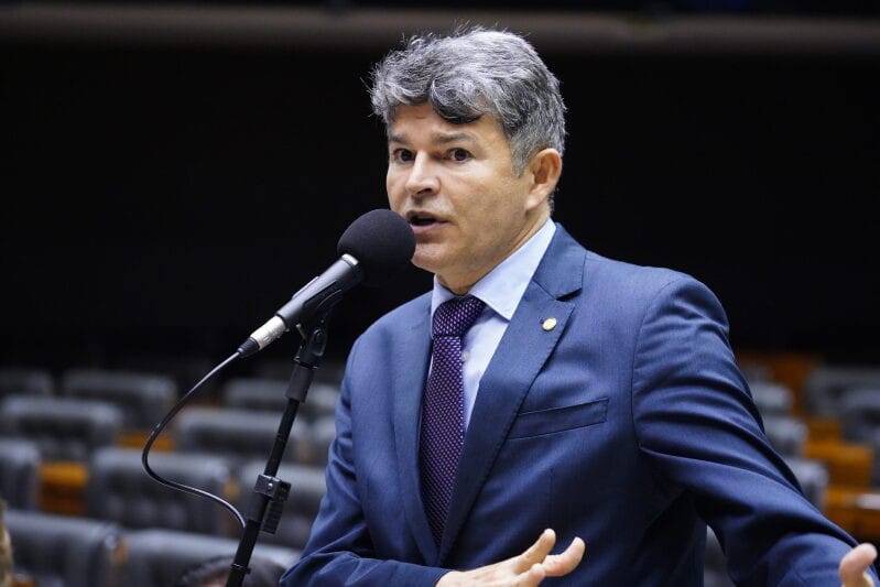 “Cada ministro tem sua Constituição”