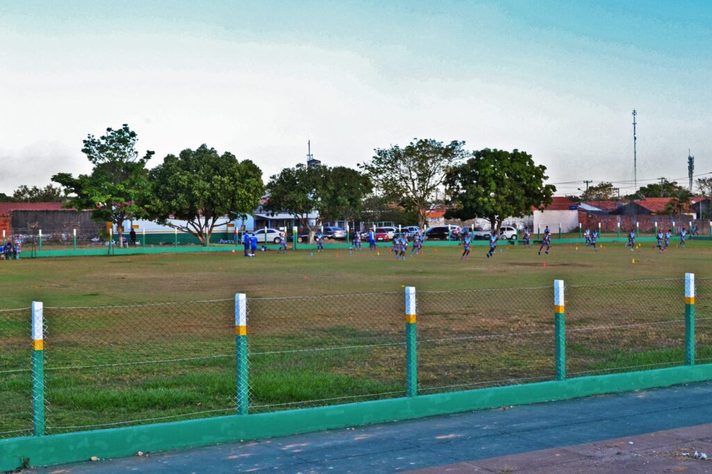 Influencers culpam prefeito por cancelamento de jogo beneficente em Cuiabá