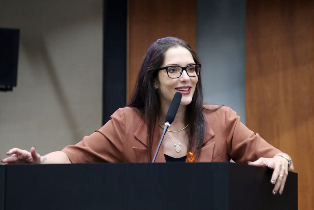 Janaina Riva mira Senado, mas admite disputar o governo de MT em 2026: “isso não está descartado”