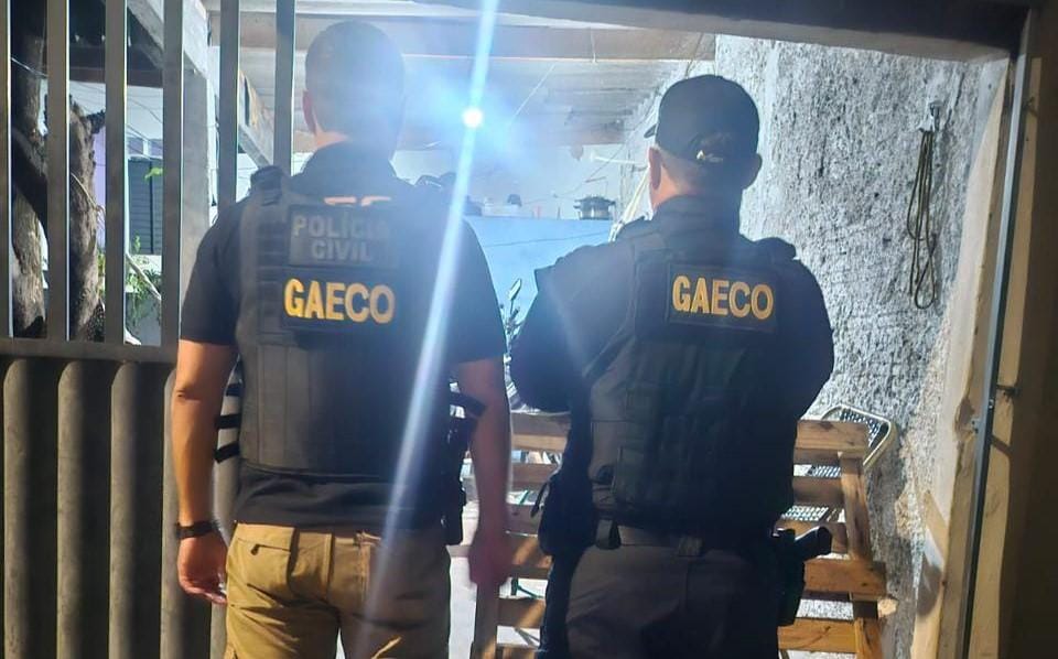 Líder de facção com mais de 20 passagens criminais morre durante operação da Gaeco