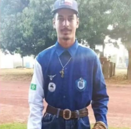 Peão de rodeio morre aos 18 anos após ser pisoteado por touro no interior de MT