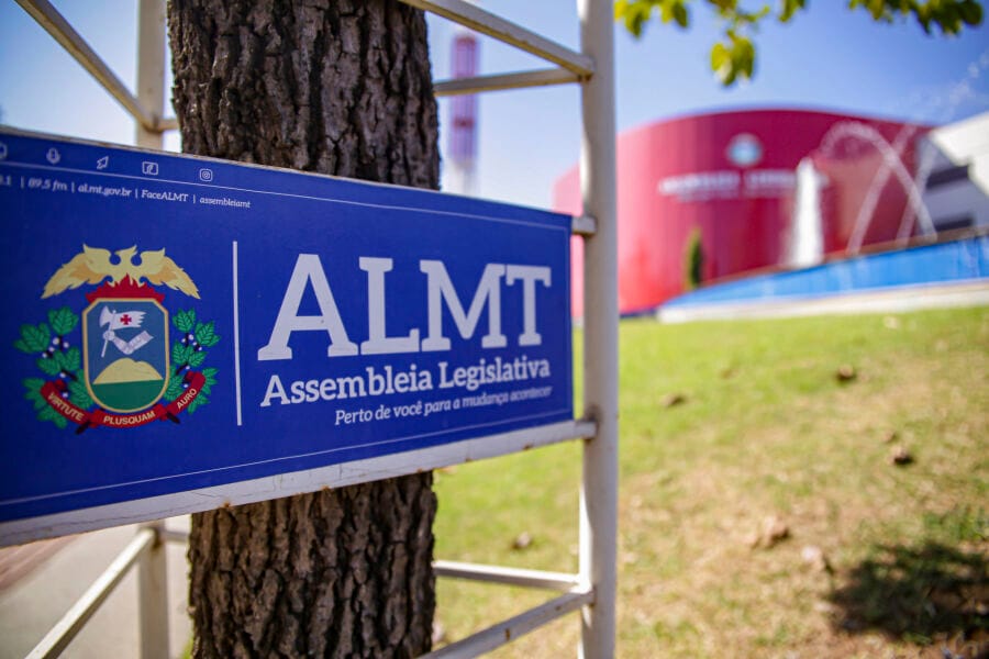 Polícia Civil investiga desvio em emendas parlamentares e cita 14 deputados de Mato Grosso; nomes