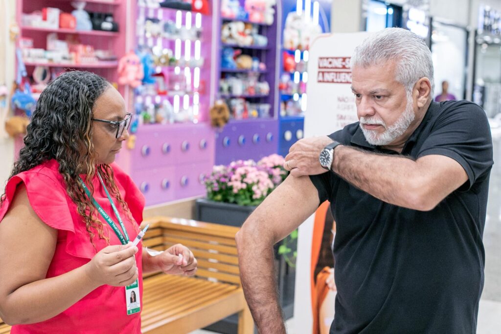 Prefeitura faz 2ª rodada de vacinação contra gripe em Cuiabá neste sábado
