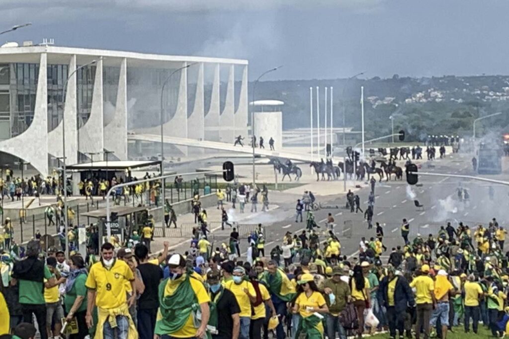 STF condena morador de Mato Grosso a 2 anos e 5 meses de prisão e multa por atos em Brasília