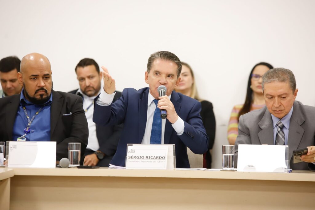 TCE suspeita que 19 empresas sejam ‘fantasmas’ em MT e pede que Governo suspenda repasses