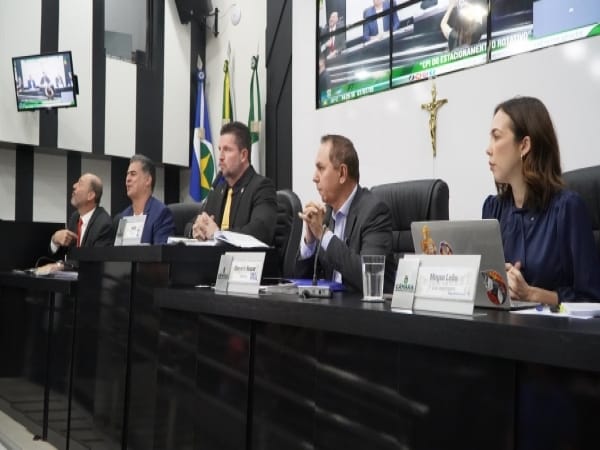 CPI vai pedir indiciamento de Emanuel por repasse de R$ 8,6 milhões do FPM à empresa