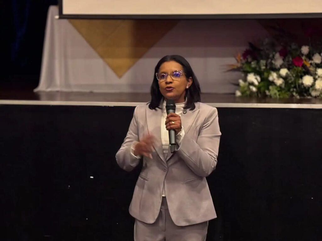 Deputada coloca o 'pé na estrada' e se reúne com lideranças de 20 municípios de MT