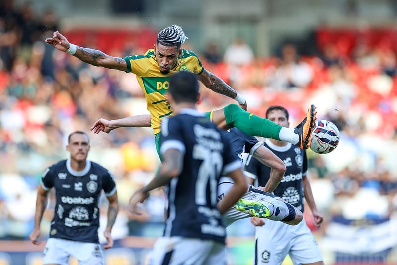 Em jogo truncado, Cuiabá empata sem gols com o Remo pela Série B