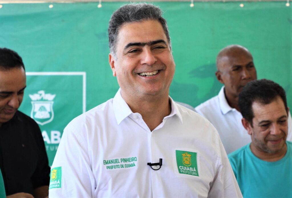 Emanuel Pinheiro sinaliza saída do MDB e reafirma apoio a Carlos Fávaro para o Senado