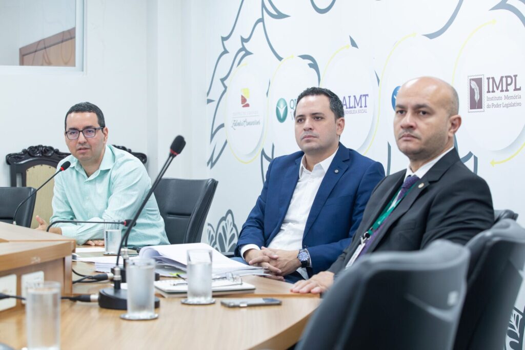 MT prevê receita de quase R$ 40 bi e renúncia fiscal de R$ 11 bilhões; servidores terão RGA de 4,56%