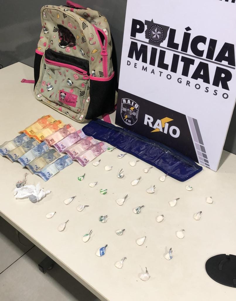 PM prende faccionada em flagrante com 35 porções de drogas em Várzea Grande