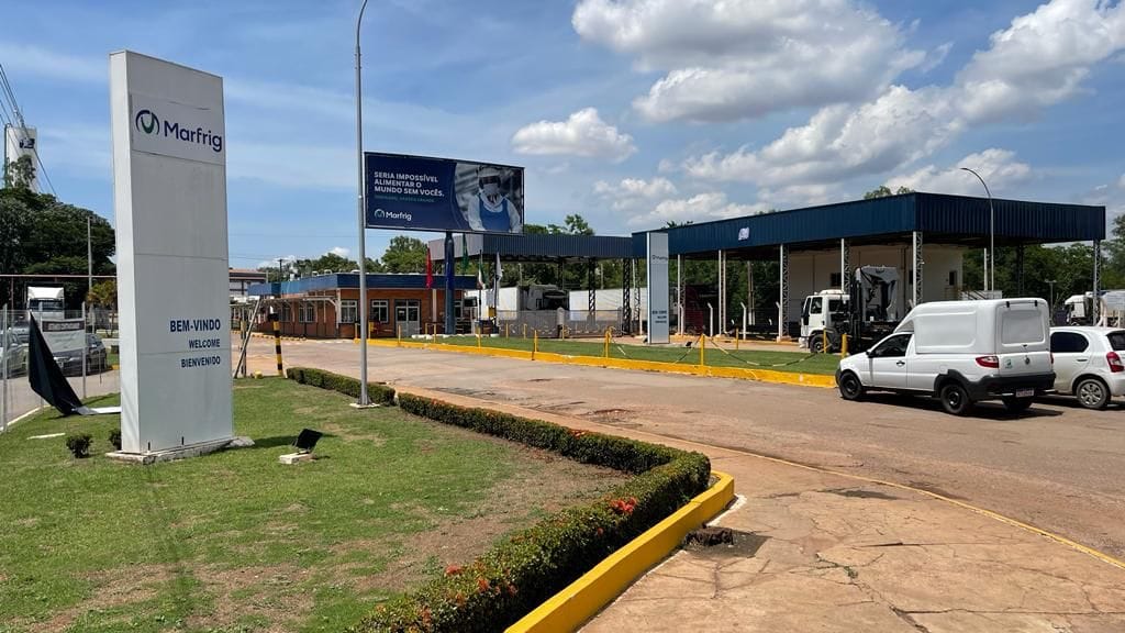 TJ vê riscos à saúde e determina paralização de graxaria da empresa Marfrig em Várzea Grande