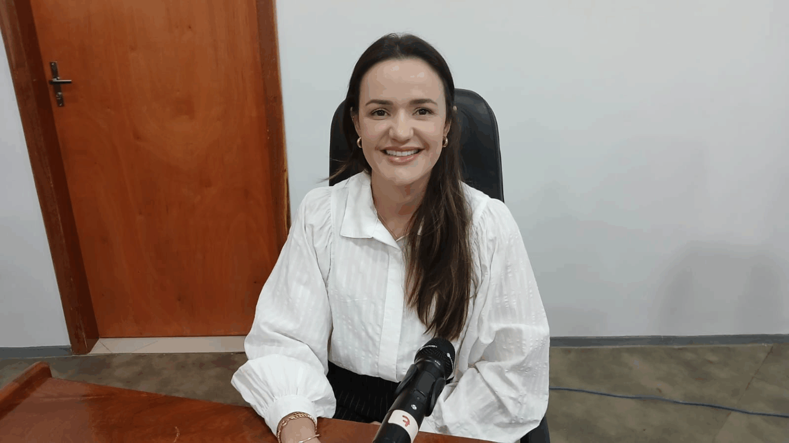 Itanhangá-MT: Vereadora Diana Simão ouve a população e apresenta pesquisa de opinião Publica sobre o trânsito