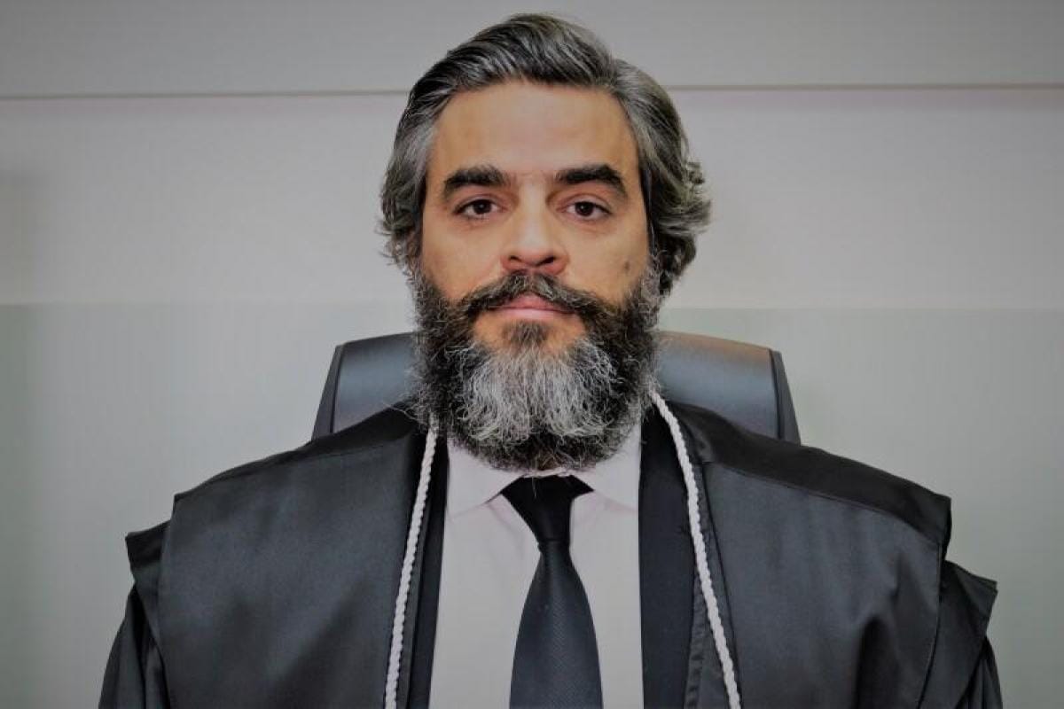 CNJ aposenta juiz de MT que respondia 5 PAD por relação com empresas e condutas ilícitas