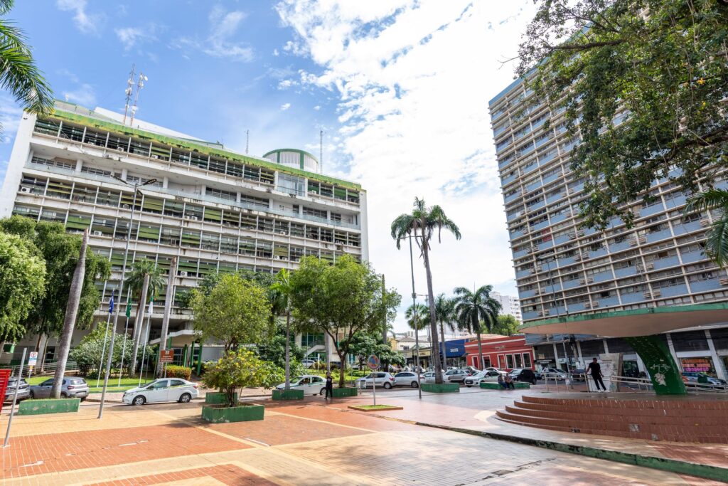 Cuiabá quer desconto de fornecedores para quitar dívida de R$ 723 milhões herdada da gestão Emanuel