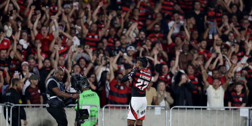 Fla vence e abre vantagem sobre Inter nas oitavas da Libertadores