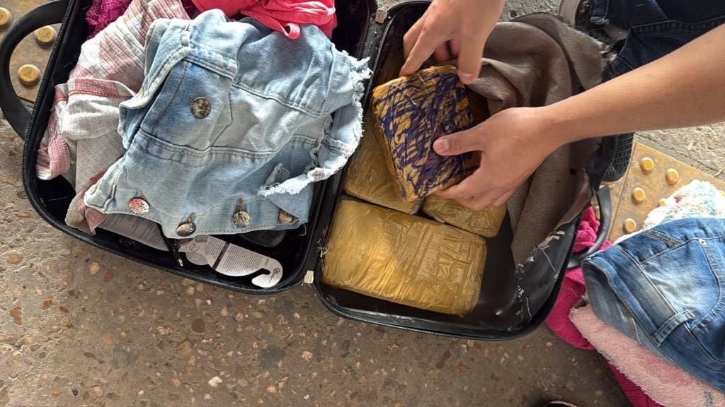 Gestante que transportava pasta base para Pernambuco é presa na rodoviária de Cuiabá