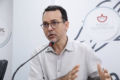 Lúdio Cabral prevê quatro estaduais e dois federais pela Federação PT, PC, PCdoB