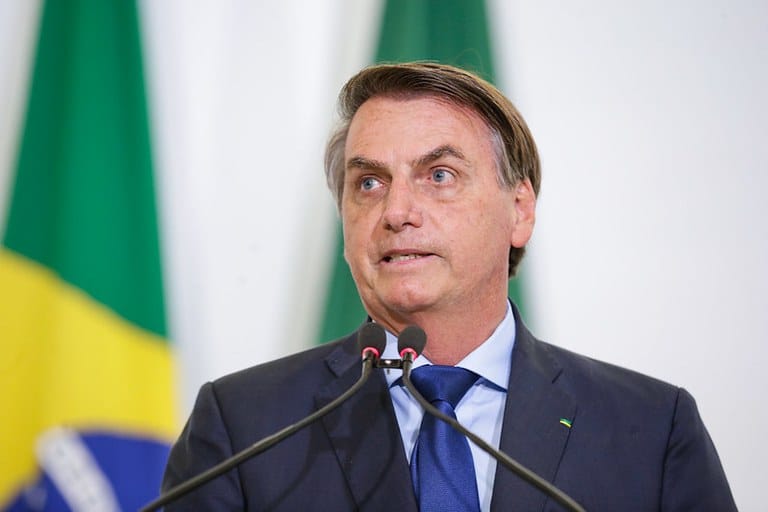 Ministro Alexandre de Moraes determina prisão domiciliar do ex-presidente Jair Bolsonaro