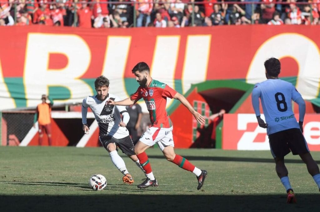 Mixto vence nos pênaltis em pleno Canindé e elimina a Portuguesa do Brasileiro da Série D