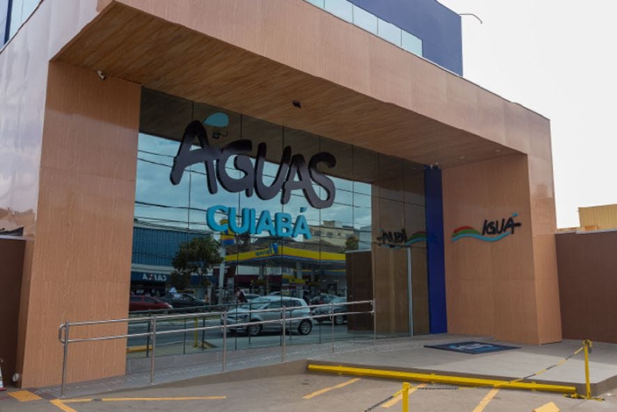 Morador fica sem água por cobrança irregular e Justiça manda Águas Cuiabá pagar indenização