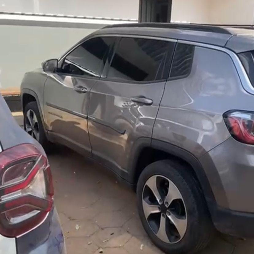 Mulher é presa em avenida de Várzea Grande dirigindo Jeep Compass furtado de concessionária