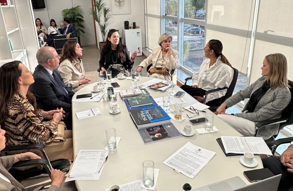 Senadora vai ao CNJ cobrar cadastro de pedófilos; sistema deve ficar pronto em até 60 dias