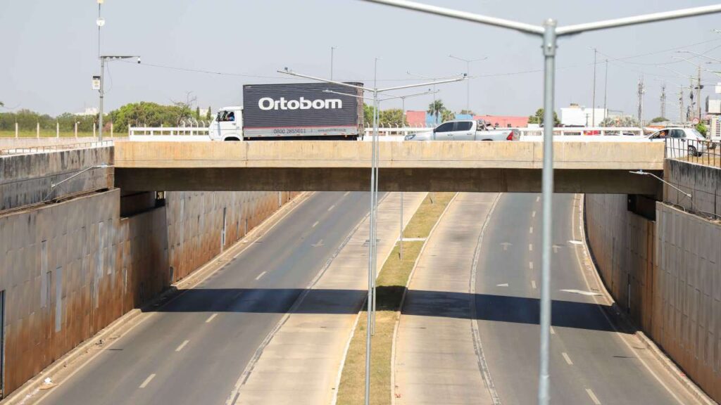 Sinfra muda planejamento e bloqueio da Avenida da FEB está cancelado pelo Consórcio BRT Cuiabá